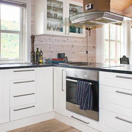 4 Bedroom In Dom wakacyjny *